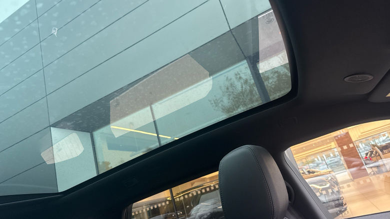 Land Rover Range Rover Evoque 2.0 D200 Dynamic SE 5dr Auto Diesel Hatchback